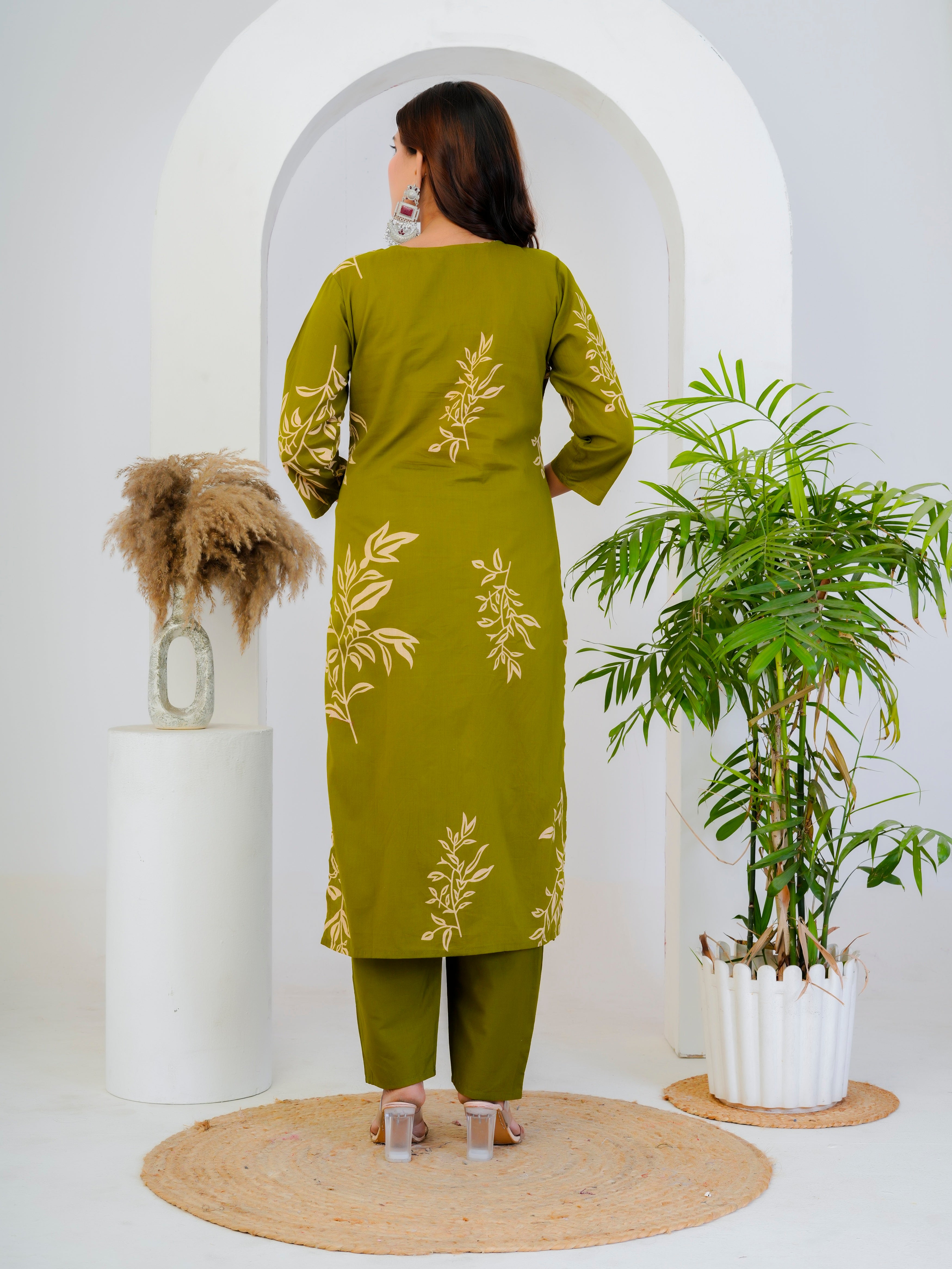 Bna Bnaya Floral Print Cotton Embroidered Kurta Pant Dupatta set