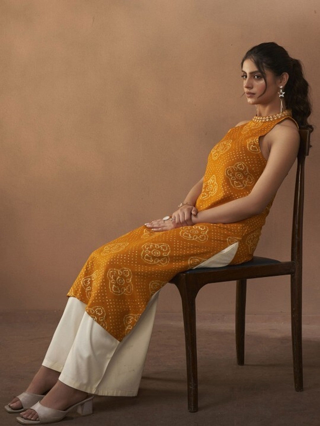 Printed Halter Neck Straight Kurta